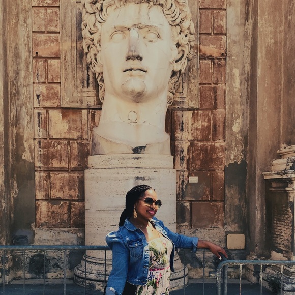 Meet your Posher, Treveeta - Picture 2 of 4